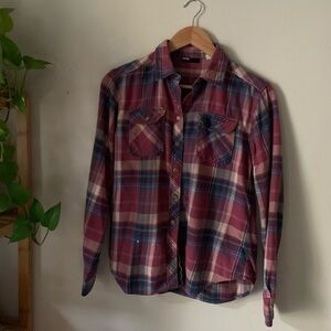 BDG // Long-Sleeved Flannel in Dusty Rose